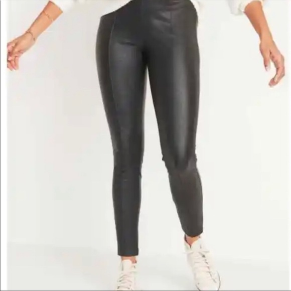 Old Navy Pants - Old Navy Faux Leather Leggings NWOT